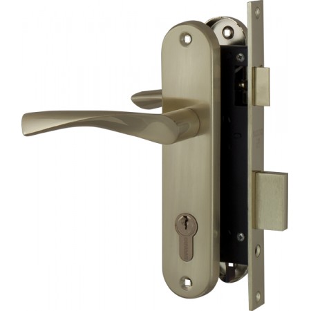 Замок врезной в комплекте с ручкой SET F1611 SG